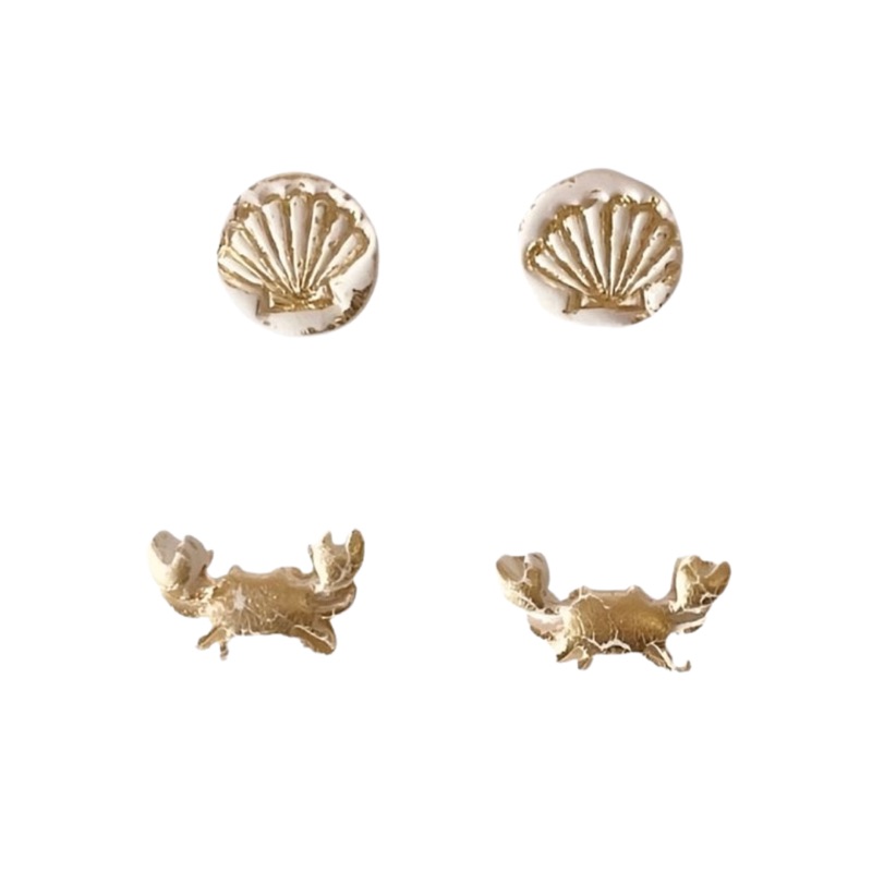 Coastal Studs — Default