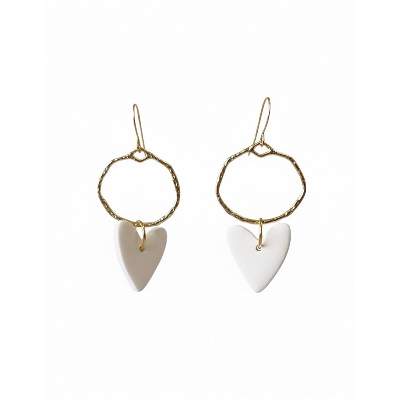 White Hearts — White